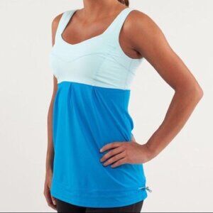 Lululemon Women's Blue Tame Me Colorblock Athletic Tank Top Size 8